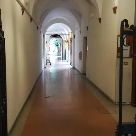 Borgo San Pietro 59 아파트 *